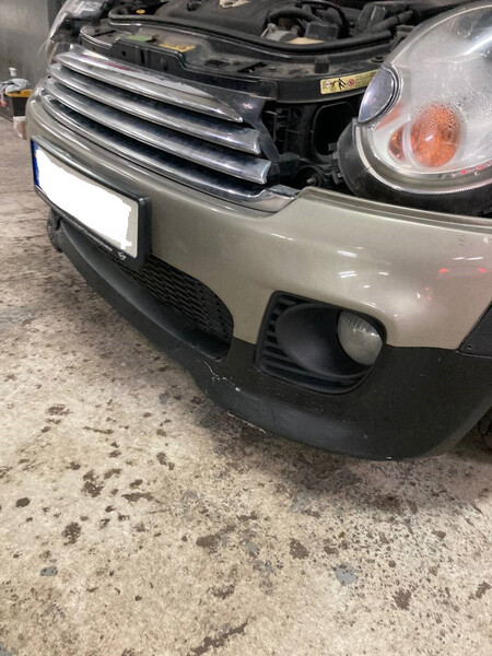 Бампер передний MINI Cooper  2007 купе 1.6 Бензин Киев