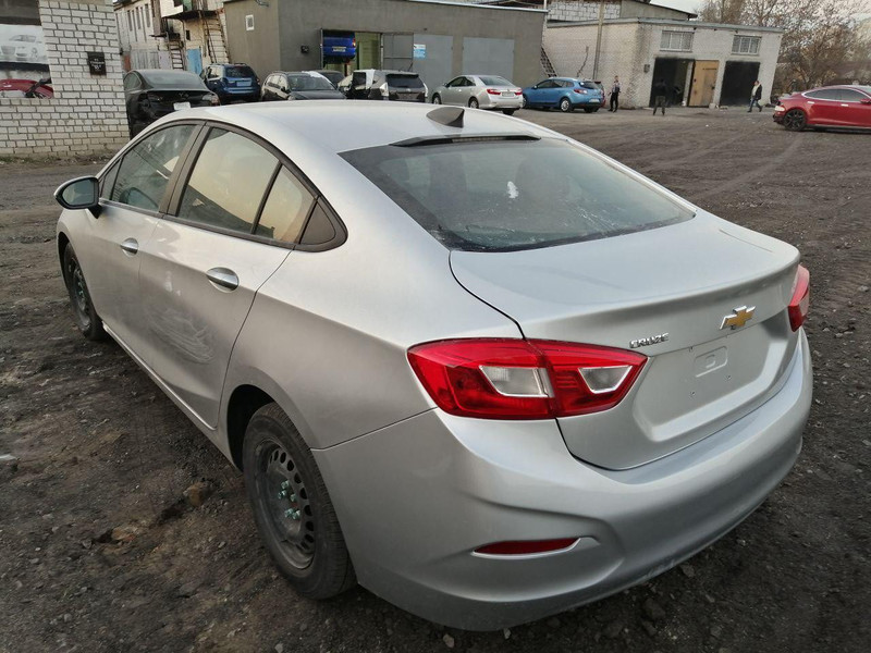 Фонарь задний внутренний левый Chevrolet Cruze 2017 г.  1.4 л бензин Киев