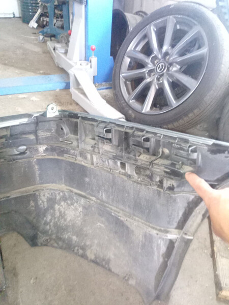 Кріплення заднього бампера праве Volkswagen Passat B5  2004 1.8 Дизель Київ