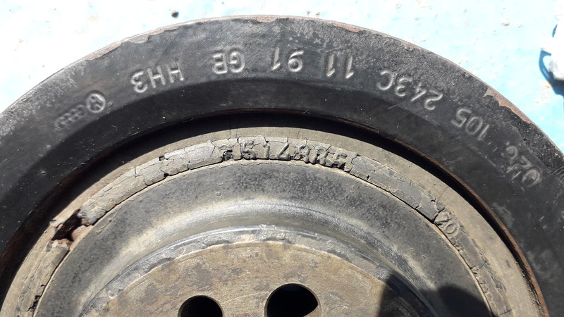 Шкив коленчатого коленвала Audi 100 C4 1991 г.  2.0 л бензин Рубежное