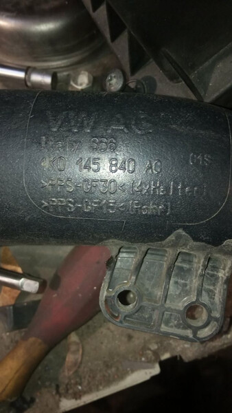 Шланг/патрубок інтеркулера 1K0145840AC   Skoda Superb, Volkswagen Passat