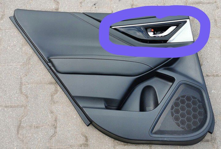 Окантовка (вставка) вокруг ручки задних дверей Subaru Legacy  2022 2.4 Бензин Киев