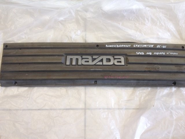 Решетка радиатора Mazda E-series E2200 1989 Немиров