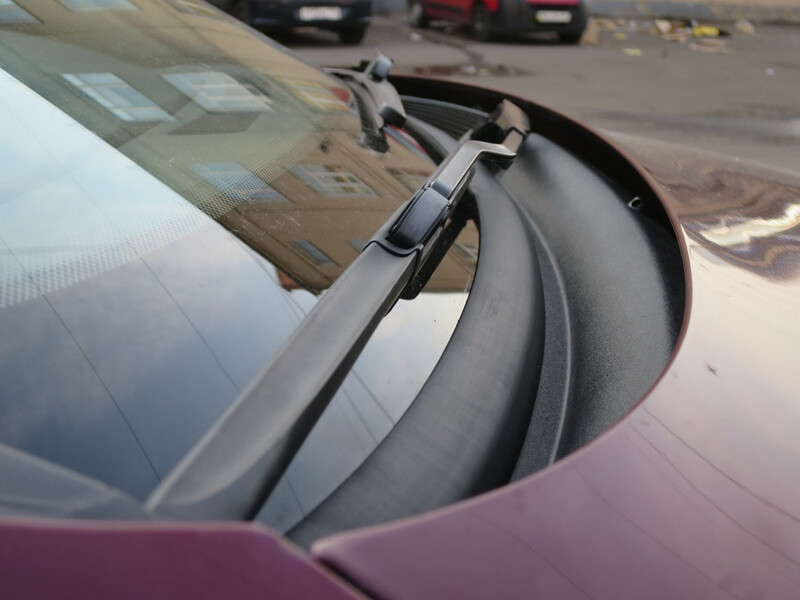 Молдинг капота Opel Astra  2006 1.4 Бензин Николаев