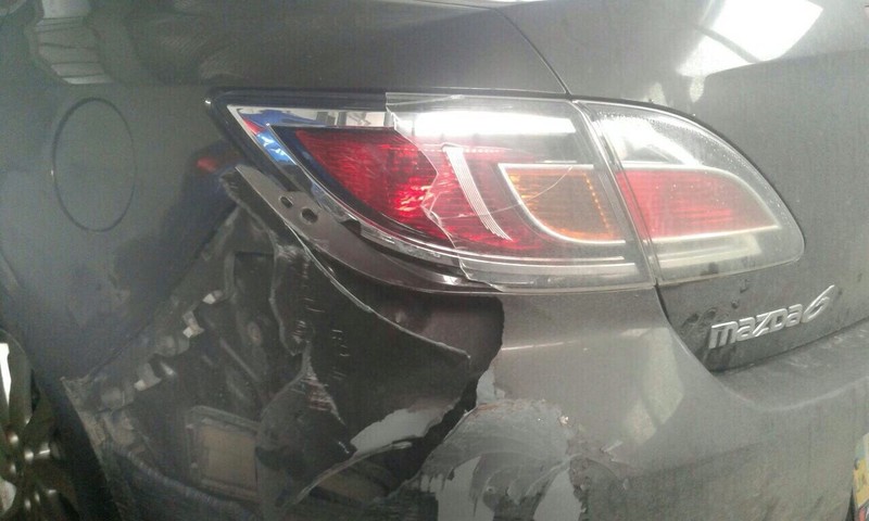 Фонарь сигнала торможения Mazda 6  2009 2.0 Бензин Киев