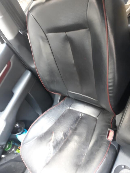 Переднее сиденье Hyundai Santa FE 2 2007 г.  2.2 л дизель Сумы