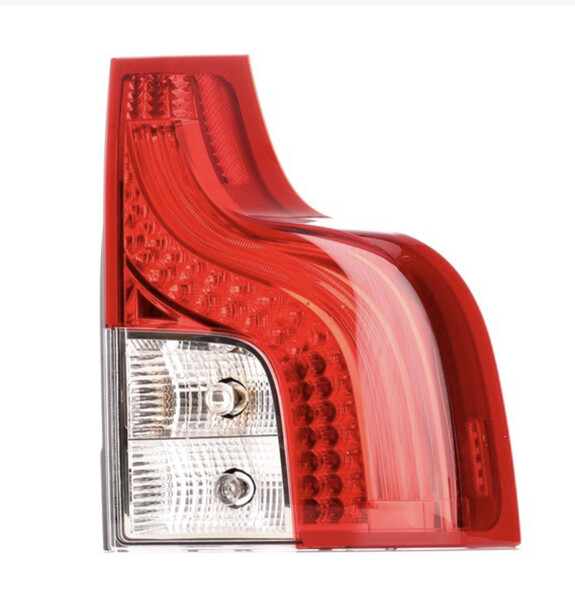 Задні ліхтарі Volvo XC90  2012 універсал 2.4 Дизель 