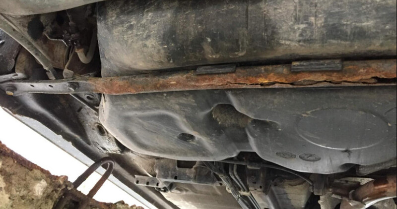 Труба усилитель кузова под топливным баком Toyota Corolla 150 кузов 2008 1.6 Бензин 