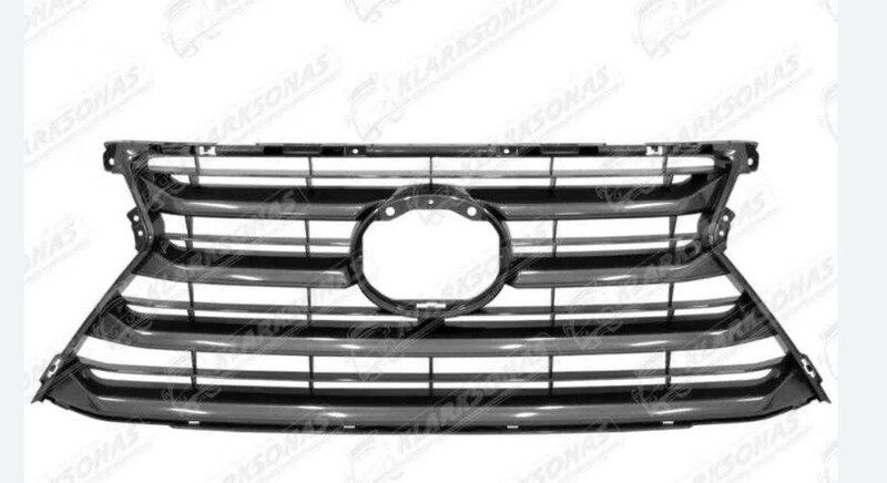 Решітка радіатора 5311178010   Lexus NX