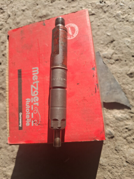 Топлівна форсунка Iveco ML  2001 7.7 Дизель Казатин