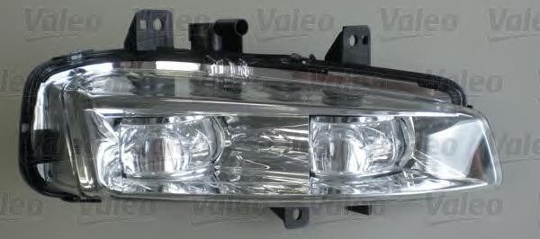 Противотуманная фара левая LR026090   Land Rover Range Rover Evoque