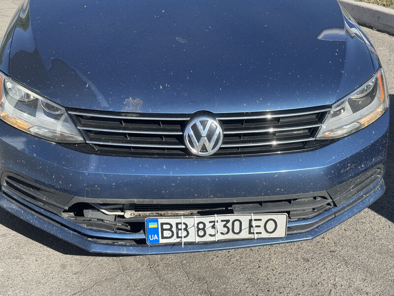 Решетка бампера Volkswagen Jetta 6  2015 1.4 Бензин Каменское