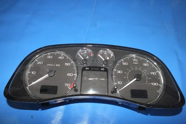 Дисплей Peugeot 307  2008  Бензин 