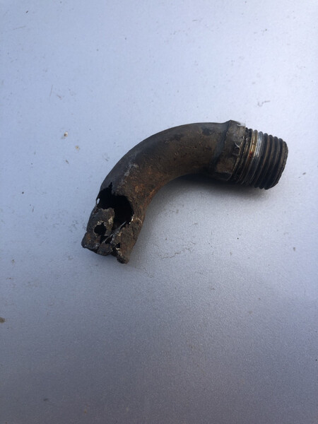 Штуцер шланга печки в головку блока Fiat Ducato  1994 