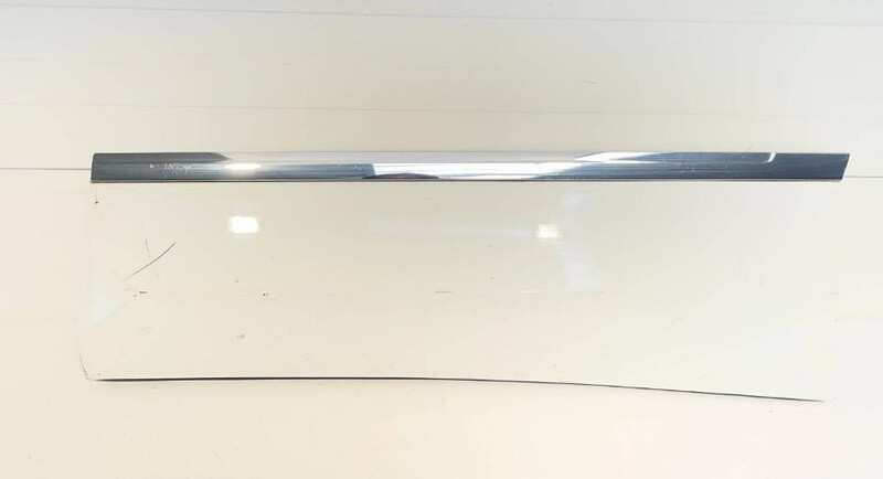 Накладка на двері Volkswagen Tiguan  2019 2.0 Бензин Винница