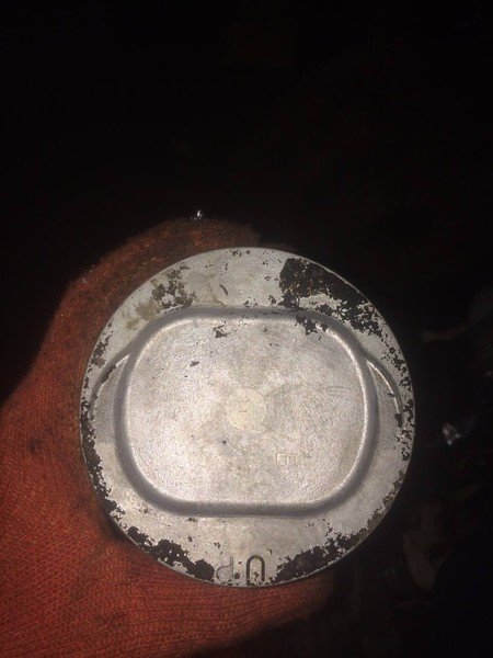 Поршень Subaru Leone  1982 1.8 Бензин 