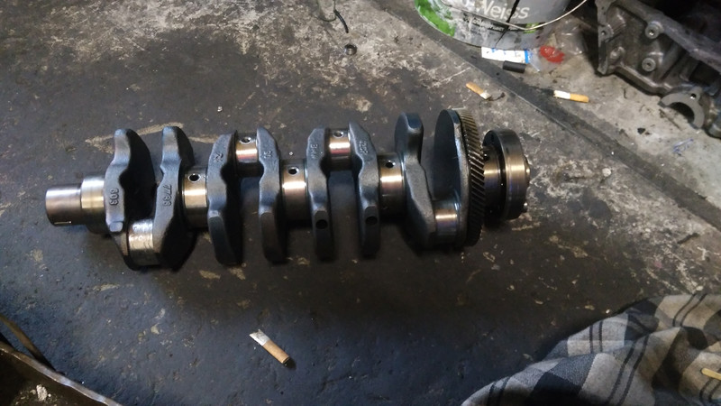 Коленвал 11217807188   BMW 3 Series