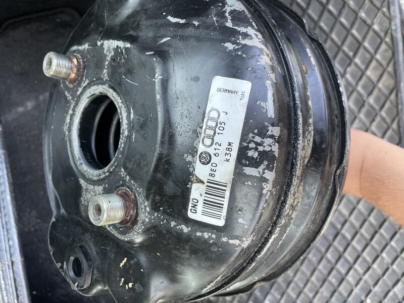 Усилитель тормоза 8E0612105J   Audi A4, Audi A6, Skoda Superb, Volkswagen Passat