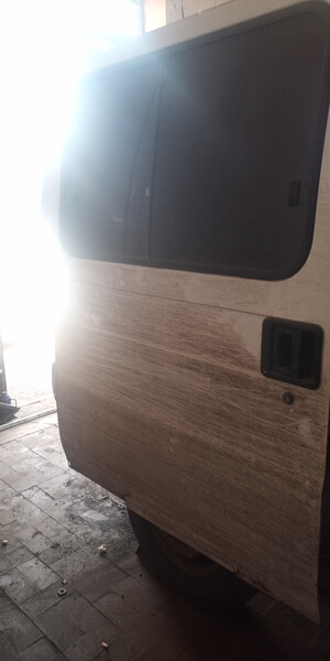 Боковые двери Peugeot Boxer  1999 2.5 Дизель Славянск