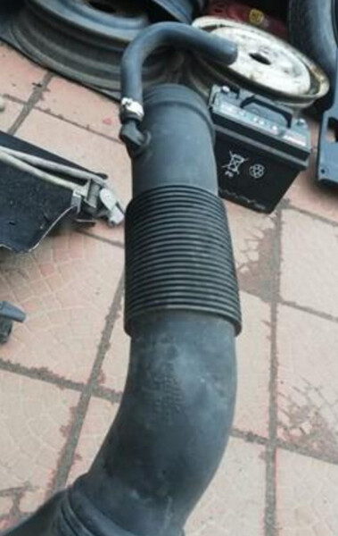 Дроссельный патрубок Volkswagen Passat B5  2003 Кременчуг