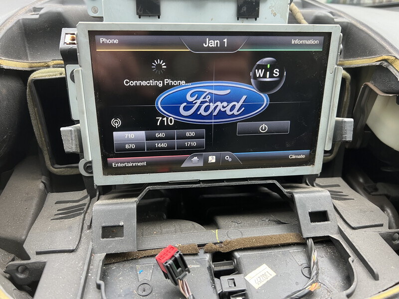 Экран Ford C-Max хэтчбек 2014 г.  2.0 л гибрид Одесса