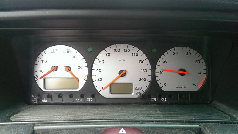 Панель приборов 3АО 919881 J   Volkswagen Passat