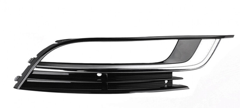 Хромнакладка противотуманки Volkswagen Passat CC  2013 2.0 Бензин Киев