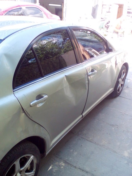 Двері права сторона Toyota Avensis  2006 1.8 Бензин Новомосковськ