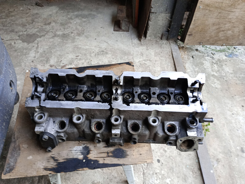 Головка блока циліндра Citroen Jumper  2000 1.9 Дизель Вараш