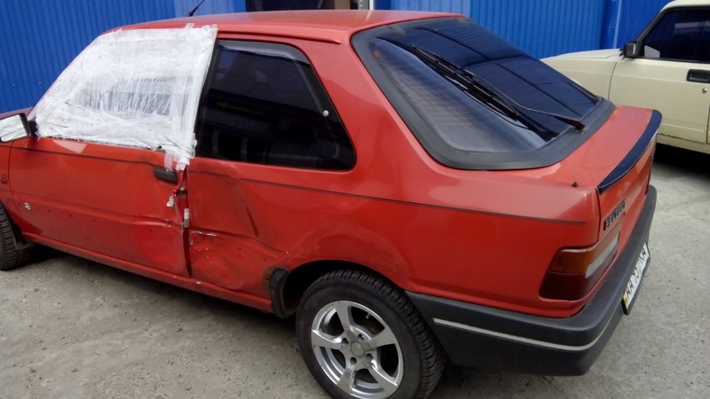 Крыло заднее левое Peugeot 309 sx 1988 1.6 Бензин Киев