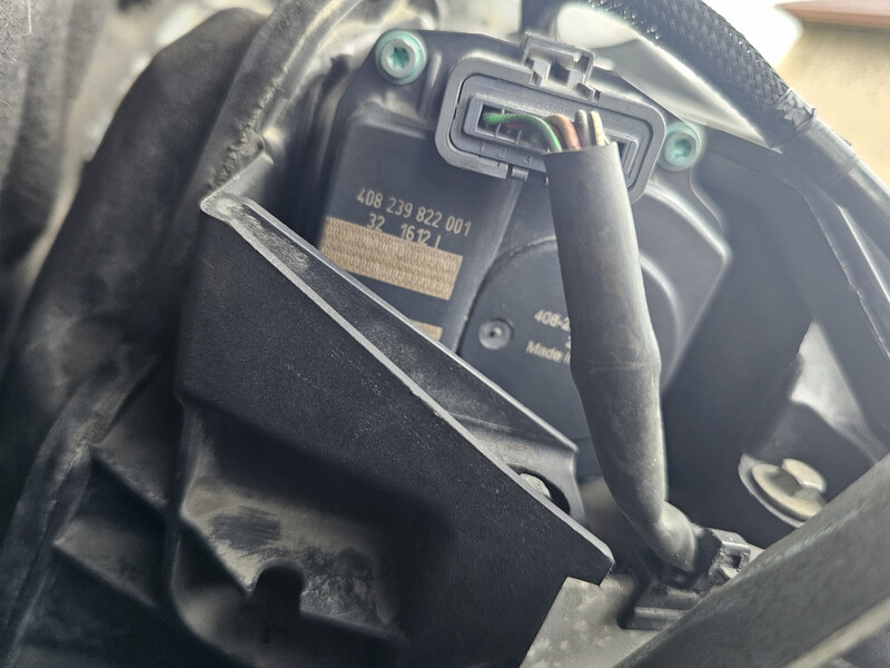 Дроссельная заслонка Dacia Duster 2014 г.  1.6 л бензин Луцк