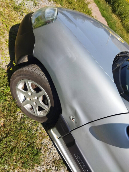 Крило ліве Citroen Berlingo универсал 2006 г.  1.6 л дизель Ровно