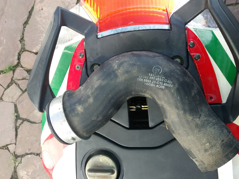 Патрубок Mercedes-Benz M-Class W163  2000 2.7 Дизель Бучач