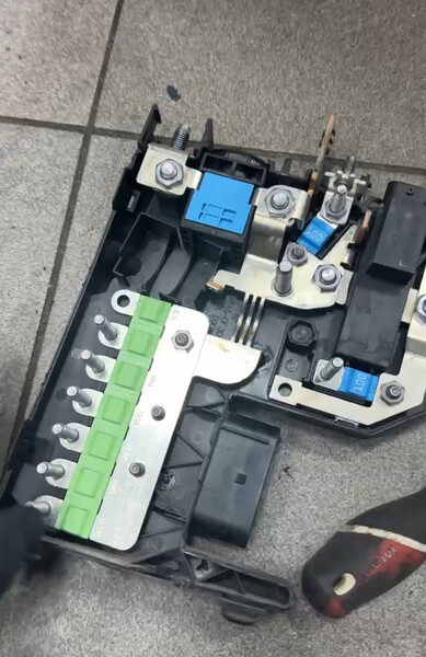 Блок предохранителей sam Mercedes-Benz CLS-Class  2014 3.0 Дизель Николаев