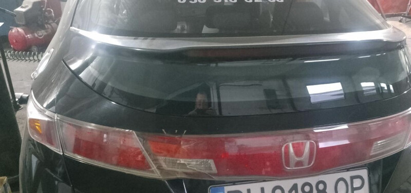 Люстра задняя Honda Civic 8  2007 хэтчбек  Бензин Одесса