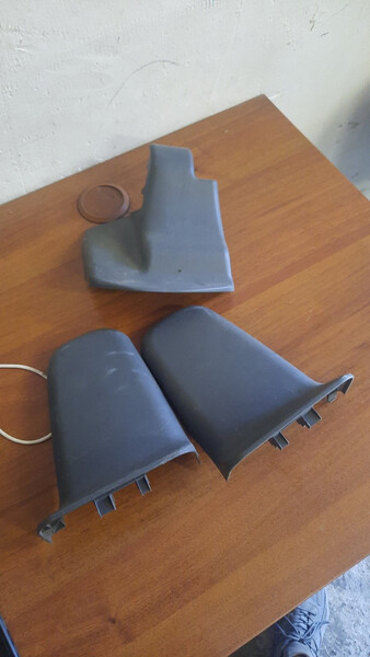 Заглушки третього ряду сидінь сірого кольору Toyota Land Cruiser  2008 4.5 Дизель Киев