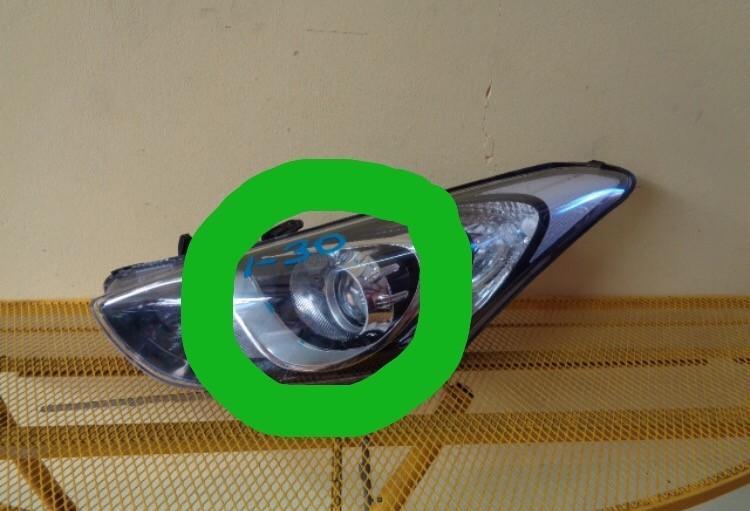 Фара передняя левая Hyundai i30  2013 хэтчбек 1.6 Дизель Одесса