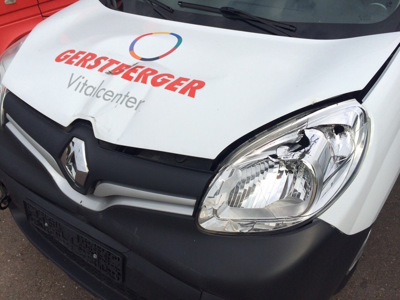 Капот білий Renault Kangoo 2013 г.  1.5 л дизель Ровно
