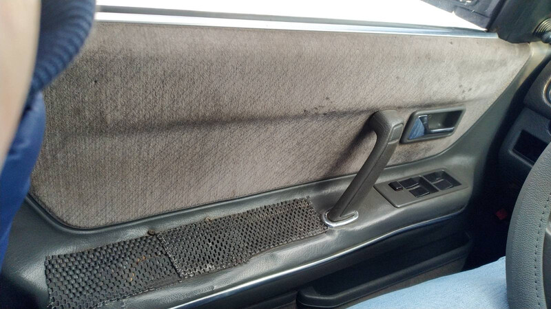 Передние дверные карты и козырьки Mazda 626  1987 2.0 Бензин Мариуполь