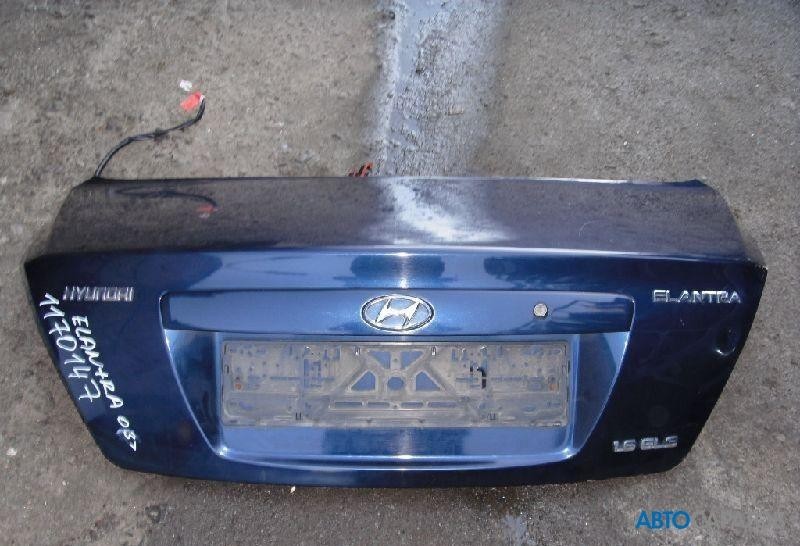 Крышка багажника Hyundai Elantra gl 2006 г.  1.6 л бензин Ровно
