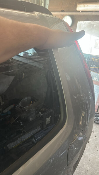 Задня частина кузова Nissan X-Trail T30  2005 2.2 Дизель Харків
