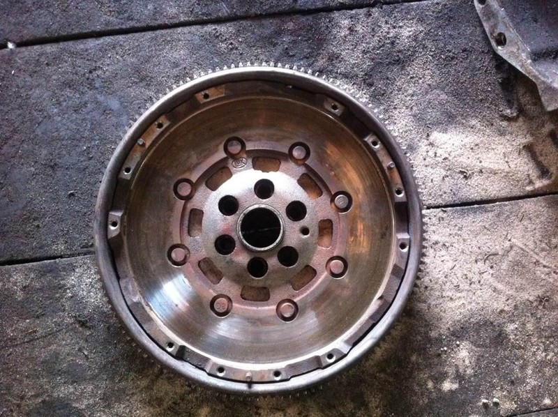 Двухмассовый маховик 038 105 264 J   Skoda Octavia, Volkswagen Bora