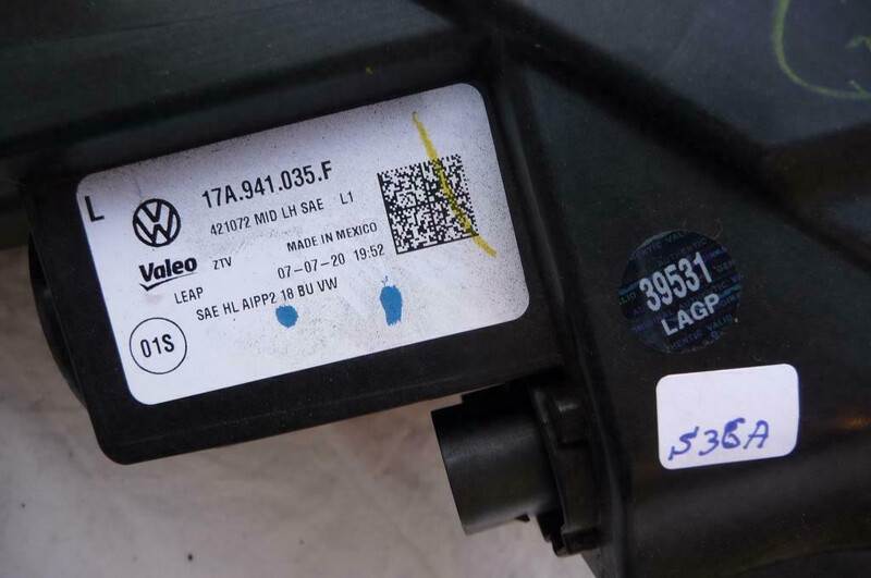 Передня частина кузова 17A941035F   Volkswagen Jetta