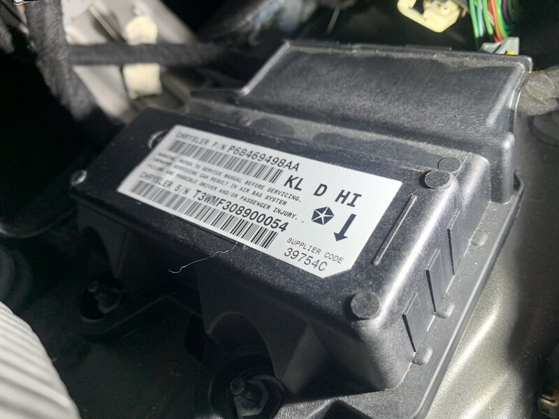 Блок управления SRS Jeep Cherokee  2019 3.2 Бензин 