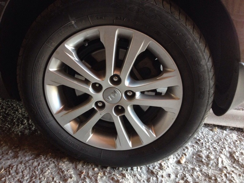 Диск колесний Kia Cee`d  2012 хетчбек 1.6 Бензин 