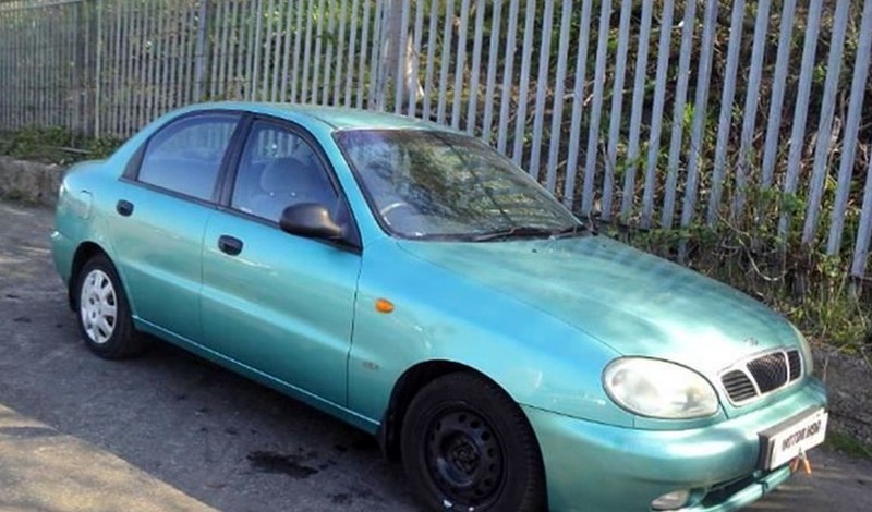 Двері передні ліві голі Daewoo Lanos  2004 1.5 Бензин 