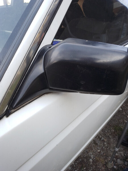 Зеркало правое в12 Nissan Sunny B13  1992 1.6 Бензин Одесса