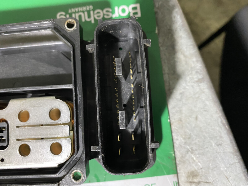 Блок управління ABS Nissan Teana J31  2006 2.3 Бензин 