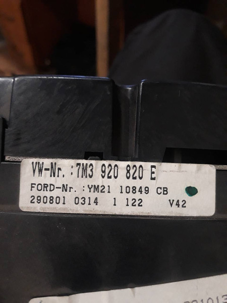 Щиток приладів Volkswagen Sharan  2001 універсал 2.0 Бензин 