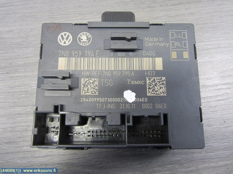 Блок управления задней правой дверью 7n0 959 794e Volkswagen Sharan  2010 хетчбек 2.0 Дизель 